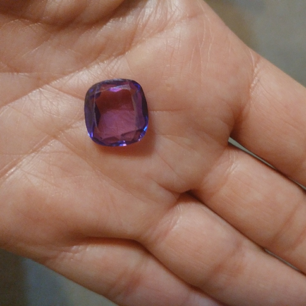 GORGEOUS AMETHYST STONE